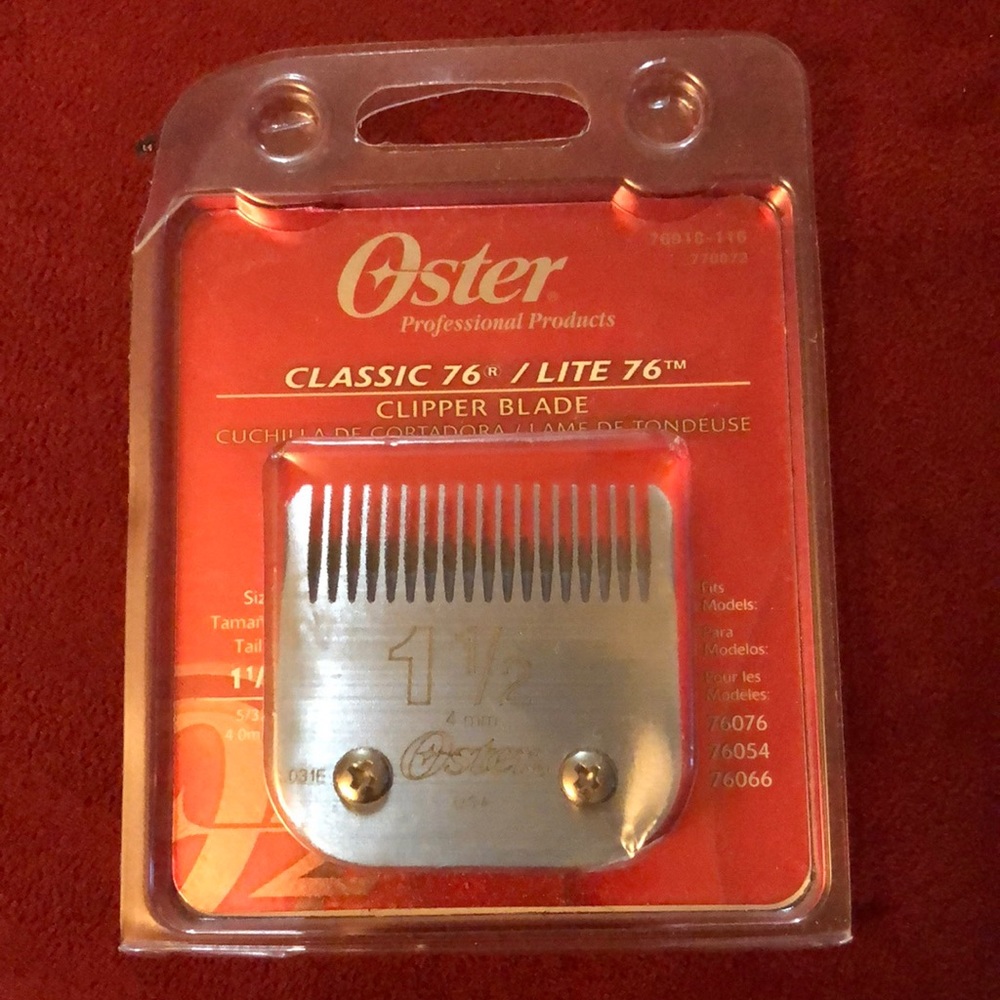Oster Classic 76/Lite 76 Clipper Blade Size 1 1/2. NIB!